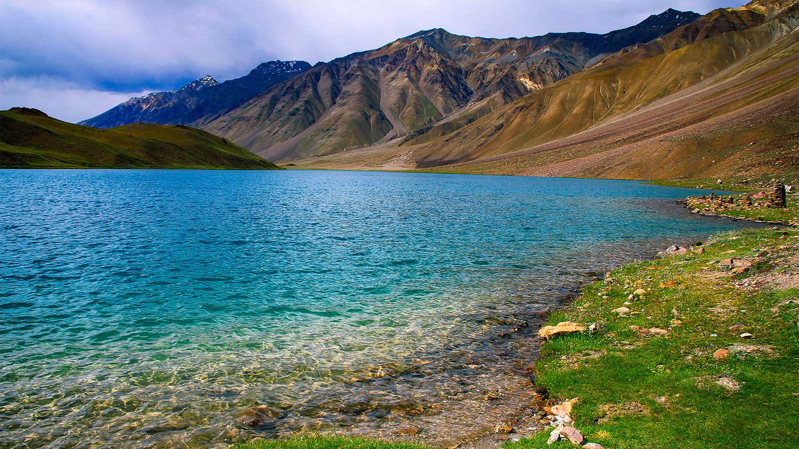 9 Places you should not miss out during the long weekends in 2017